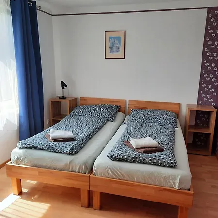 Fuer 2 Bis 6 Personen *